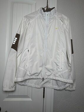 Nike White Windbreaker Jacket with Yellow Accents